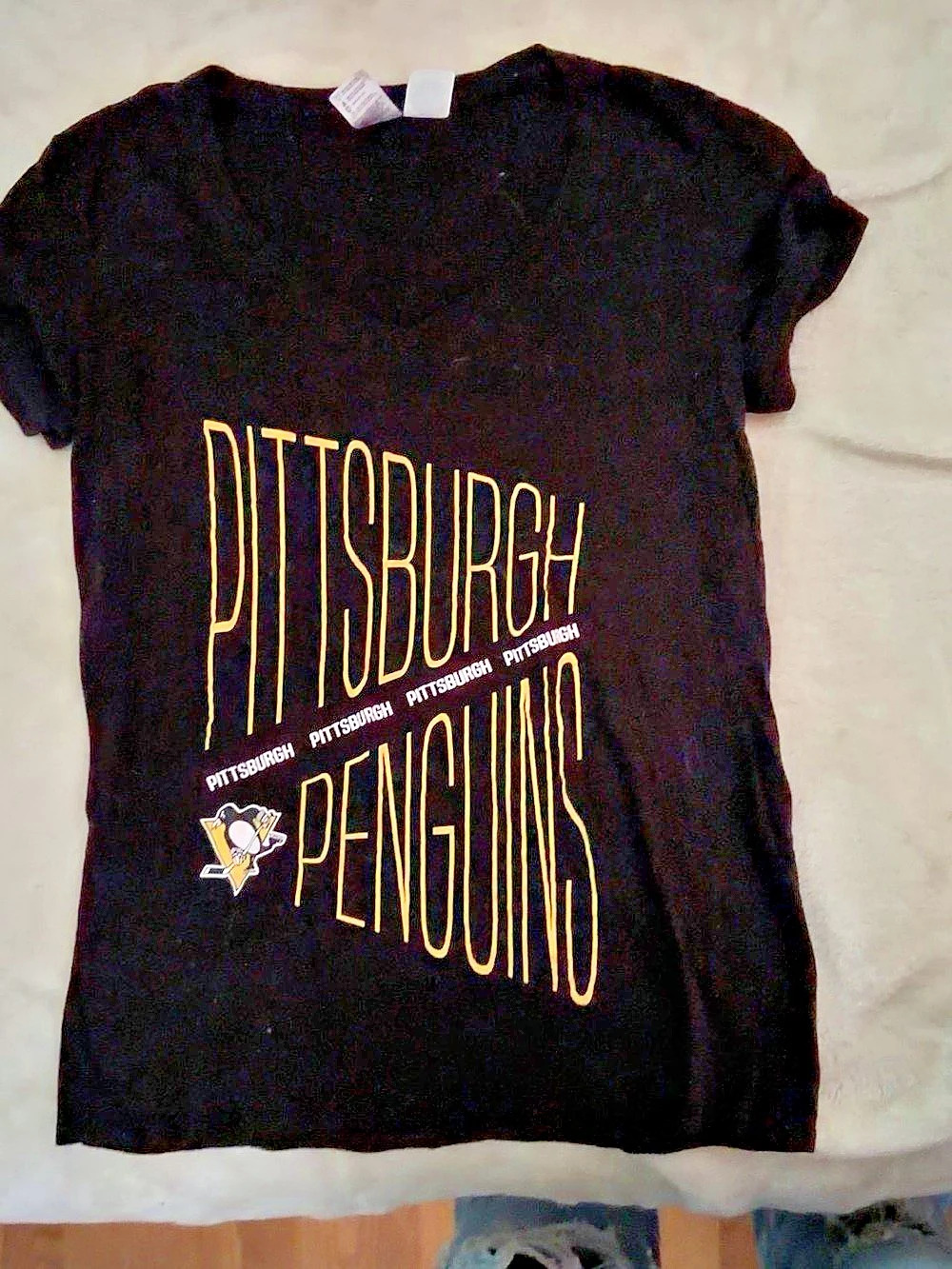 Bottom Drawers Sleepwear Pittsburgh Penguins NHL Graphic Tee Black & Gold Small